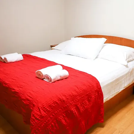 Zadar, The Florens - Near The With The New Pool & Garden, Bbq And Kids Playground * زادار