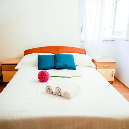 Zadar, The Florens - Near The With The New Pool & Garden, Bbq And Kids Playground شقة *