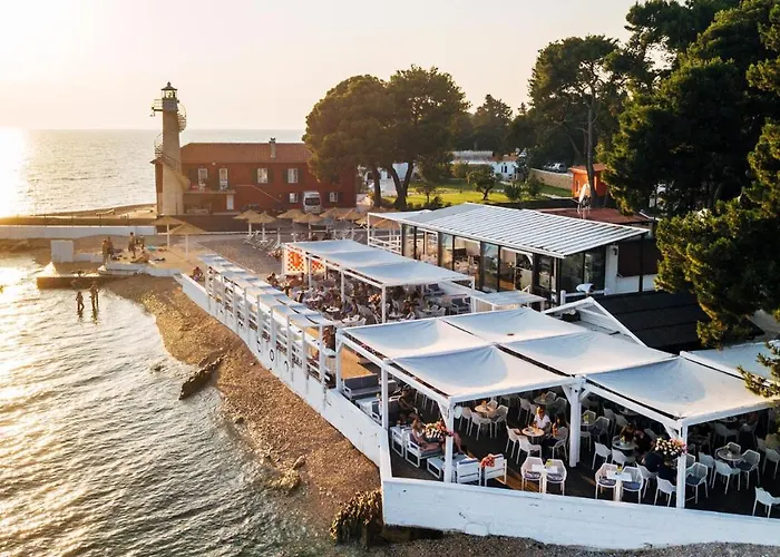 Zadar, The Florens - Near The With The New Pool & Garden, Bbq And Kids Playground * Zadar