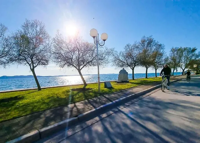 Lägenhet Zadar, The Florens - Near The With The New Pool & Garden, Bbq And Kids Playground Zadar