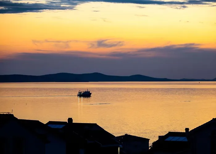 Lägenhet Zadar, The Florens - Near The With The New Pool & Garden, Bbq And Kids Playground Zadar
