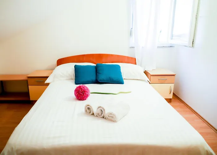 Zadar, The Florens - Near The With The New Pool & Garden, Bbq And Kids Playground Lägenhet *