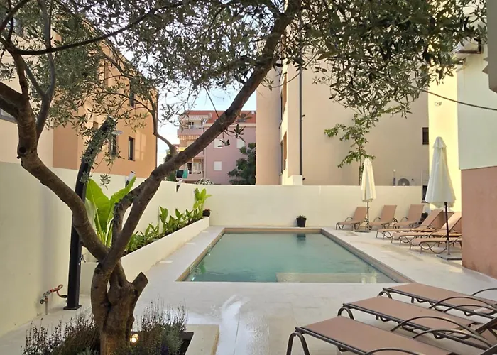 Zadar, The Florens - Near The With The New Pool & Garden, Bbq And Kids Playground Lägenhet Zadar