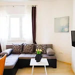 Zadar, The Florens - Near The With The New Pool & Garden, Bbq And Kids Playground * Zadar