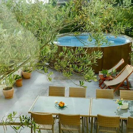 The Florens Near The With The Pool, Bbq And Kids Playground, Diklo Zadar