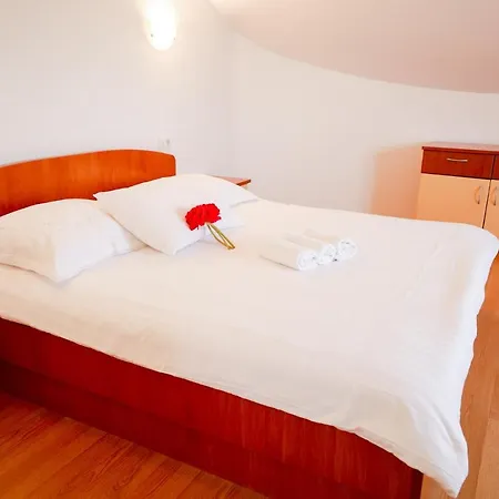 Zadar, The Florens - Near The With The New Pool & Garden, Bbq And Kids Playground *