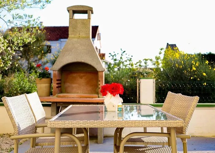 Zadar, The Florens - Near The With The New Pool & Garden, Bbq And Kids Playground 자다르